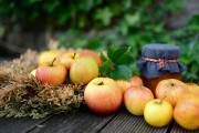 Яблука, мед мак: рецепти смачних страв до Спаса 