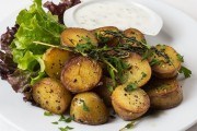 Картопляний сезон: страви для родинного столу з нового врожаю