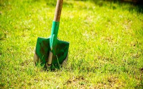 Как модернизировать лопату для огорода своими руками?