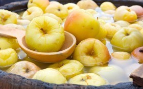 Секреты мочения яблок