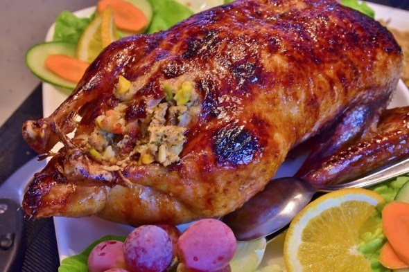 Гусаки, качки та свинячі стейки: найсмачніші страви з м&#039;яса і птиці до Нового Року 